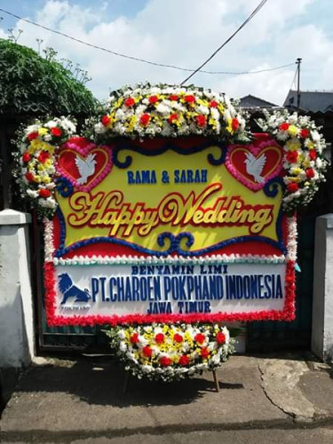 Karangan Bunga Pernikahan  di Ketapang